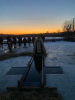 Иерей Алексий Жиляев совершил чин Великого освящения воды на реке Богучарка в с. Талы