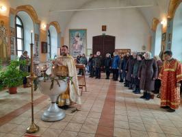 Богослужение в Крещенский сочельник в Покровском храме с. Осиковка