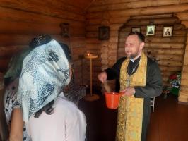 Богослужение в праздник Святой Троицы в Касьяновке