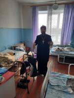 В праздник Святого Богоявления иерей Алексий Жиляев посетил Таловскую участковую больницу